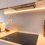 Bayline Gardens, & - Robalo By Bedzy Apartamento